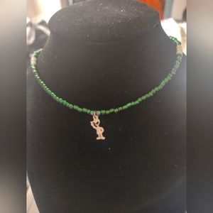 Women's choker